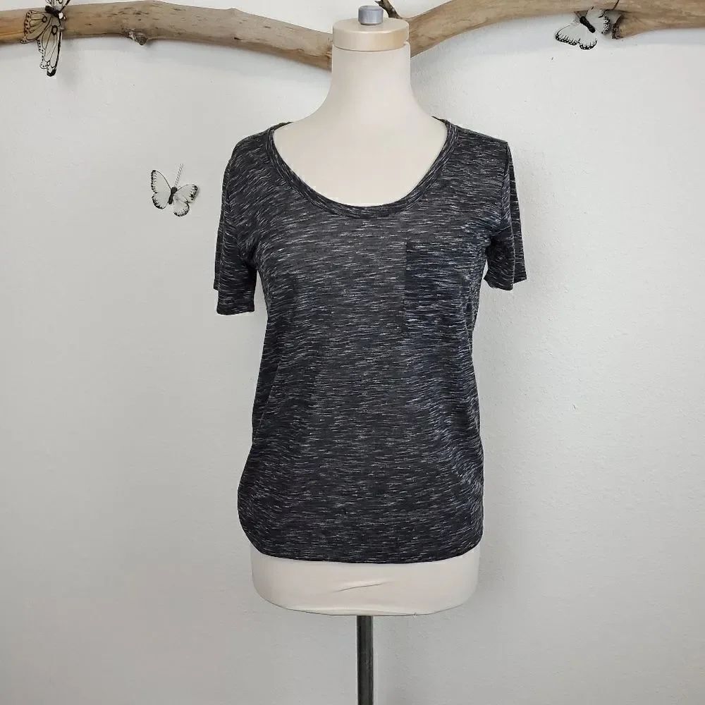 Club Monaco black and white heathered pocket tee